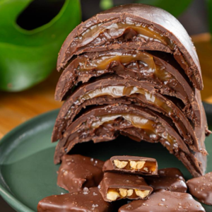 CHOCOLATE E CARAMELO